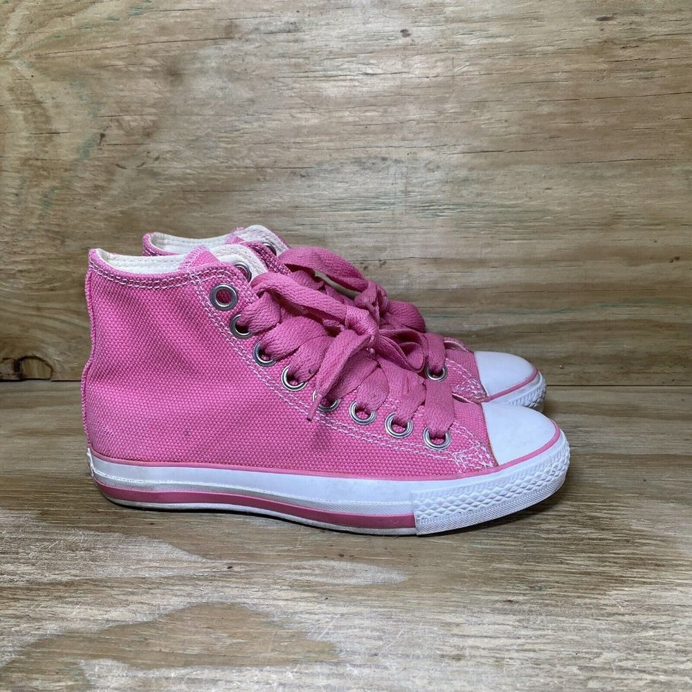 Converse Chuck Taylor All Star High Top Shoes Womens 9 Pink White Canvas Sneaker